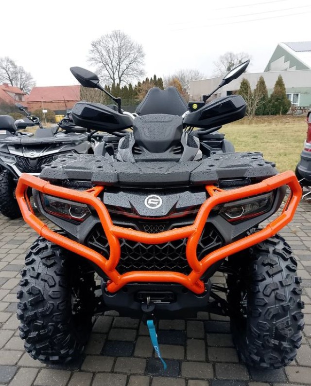 cf-moto