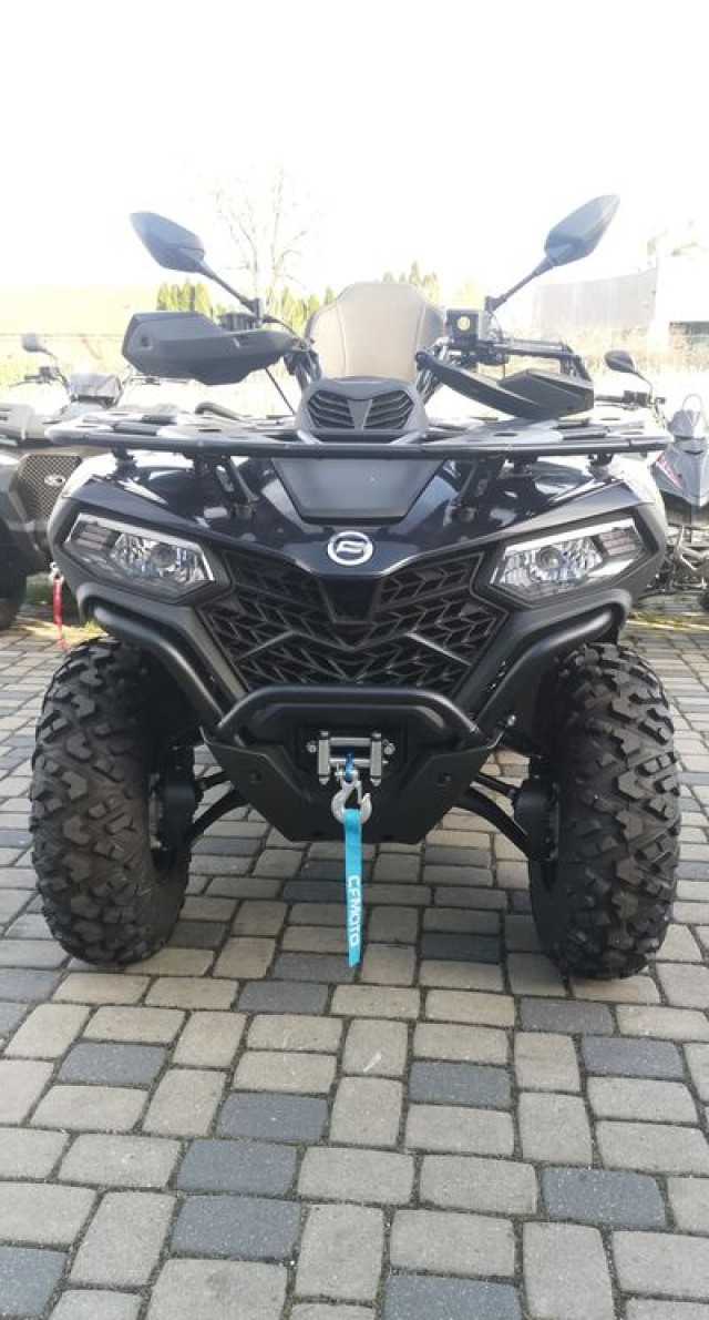 cf-moto